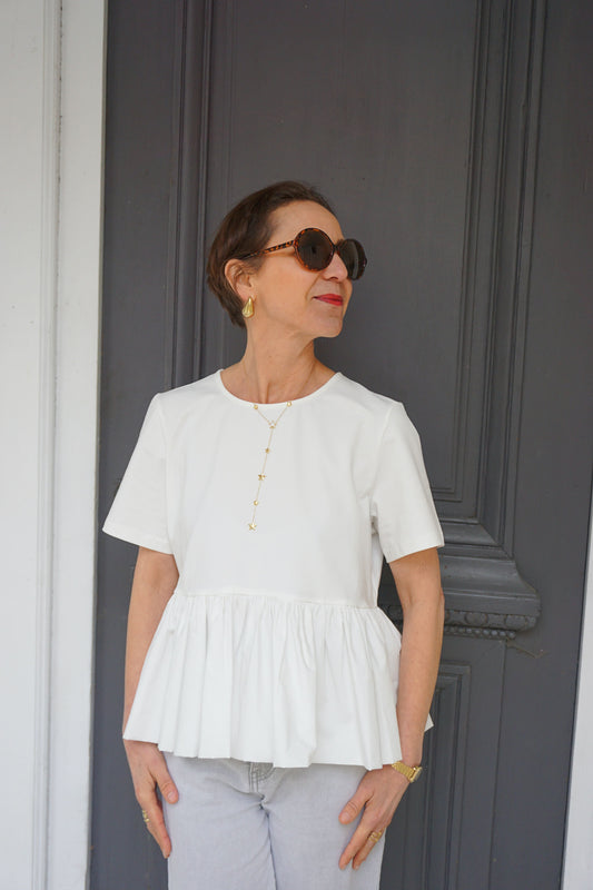 Tee-shirt blanc volant