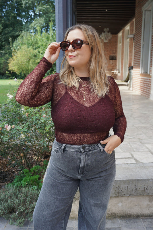 Top aubergine dentelle avec doublure