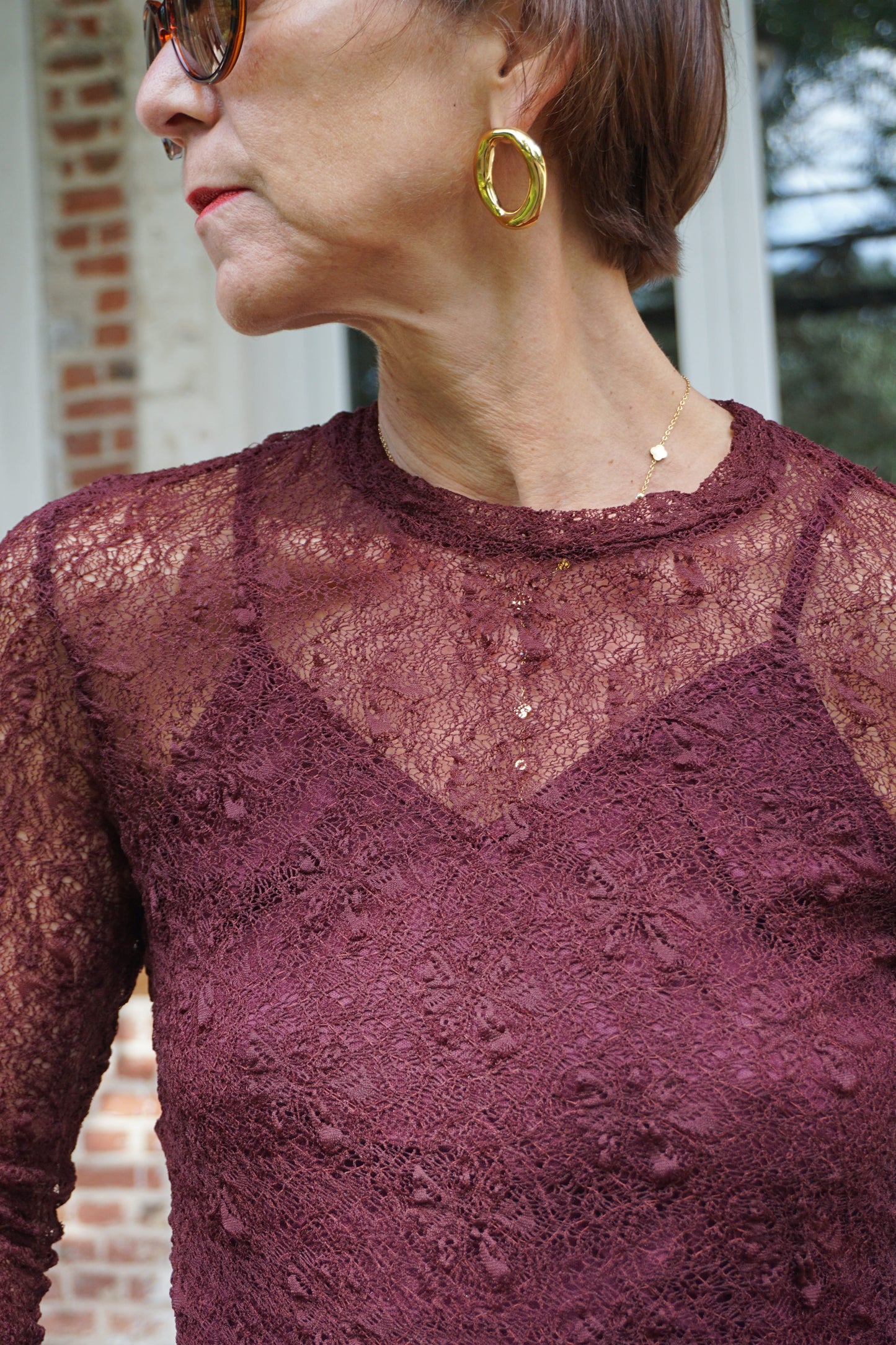 Top aubergine dentelle avec doublure