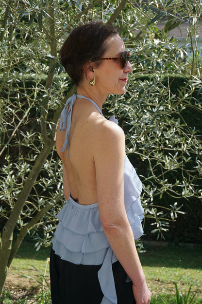 Top à volants bleu fleur