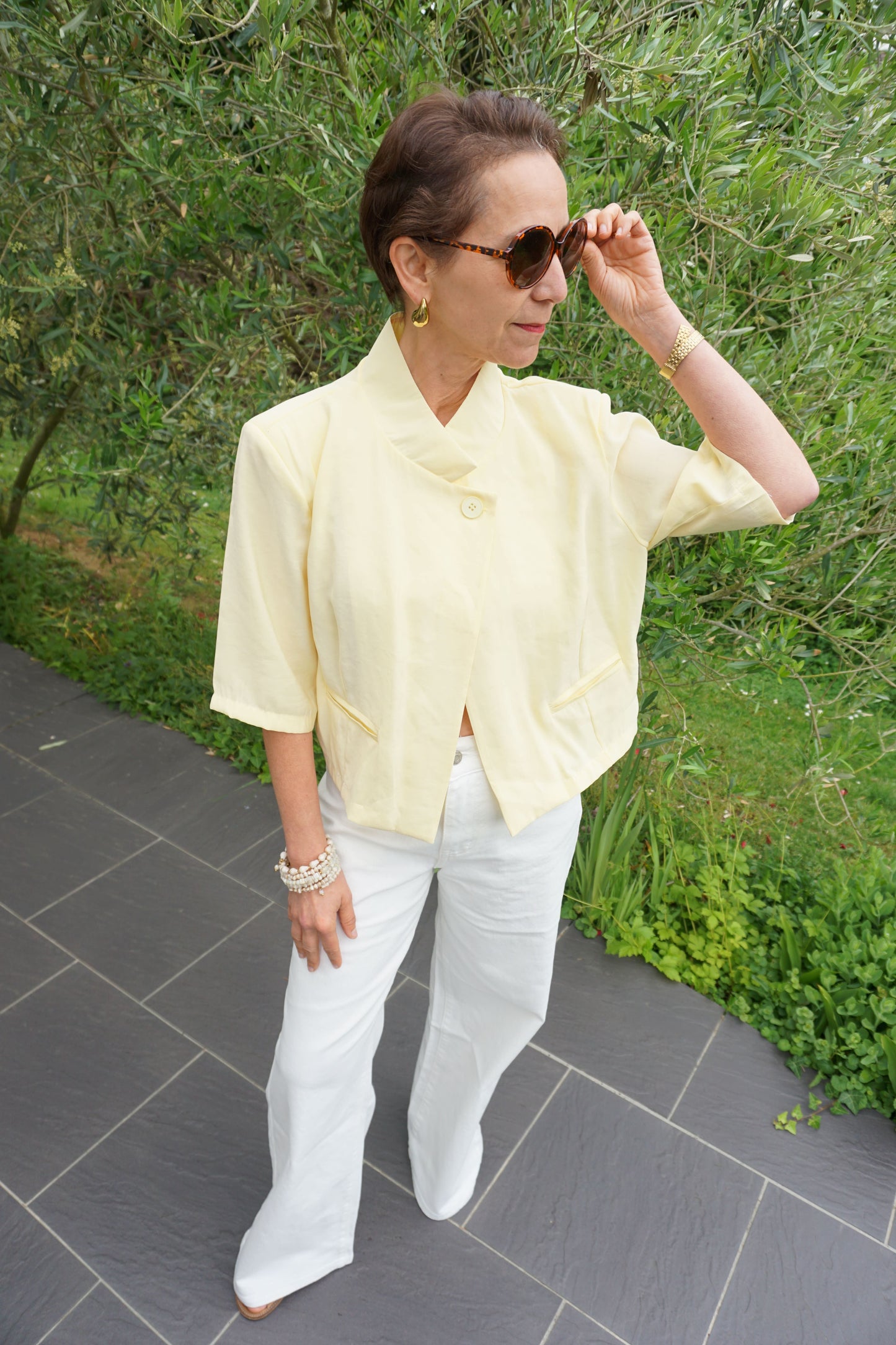 Top blazer court asymétrique jaune