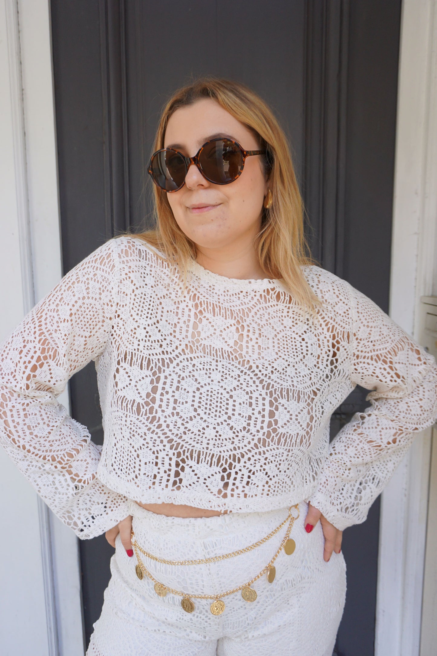 Top crochet crème manches évasées