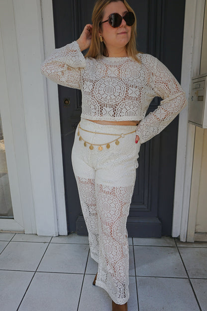 Top crochet crème manches évasées