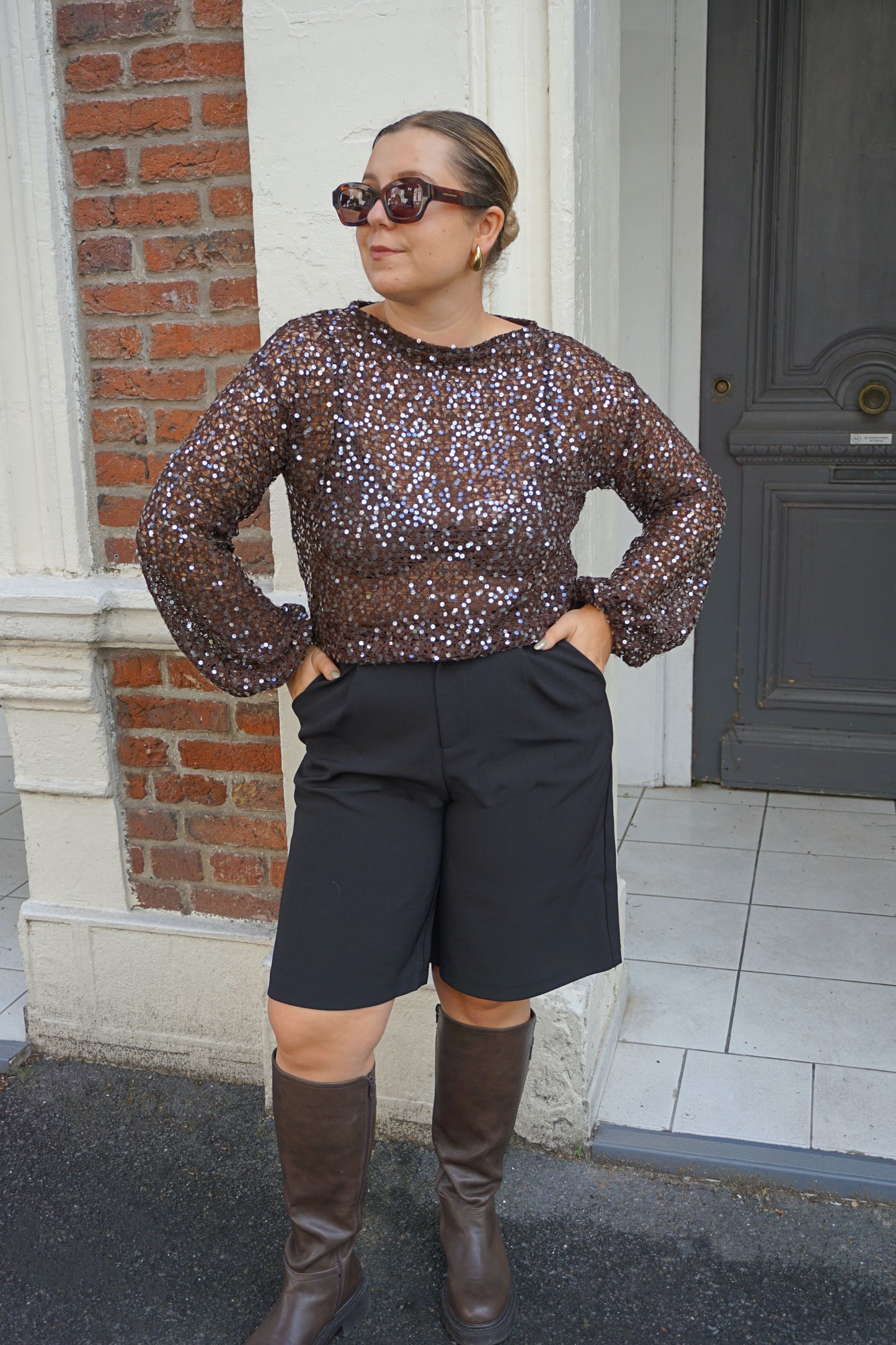 Top marron chocolat à sequins