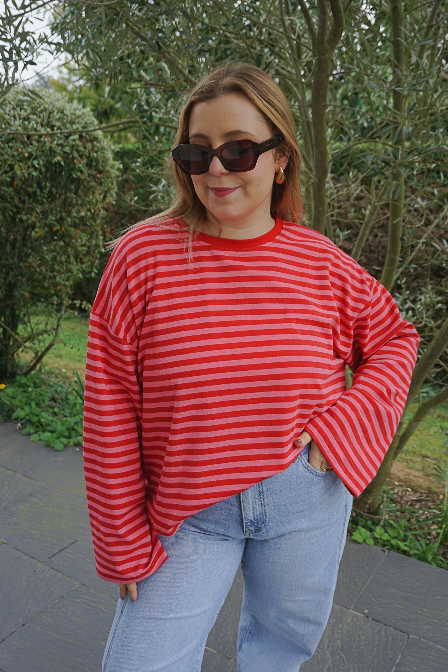 Top rayé rouge rose