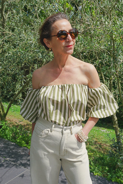 Top rayé vert olive coupe bardot