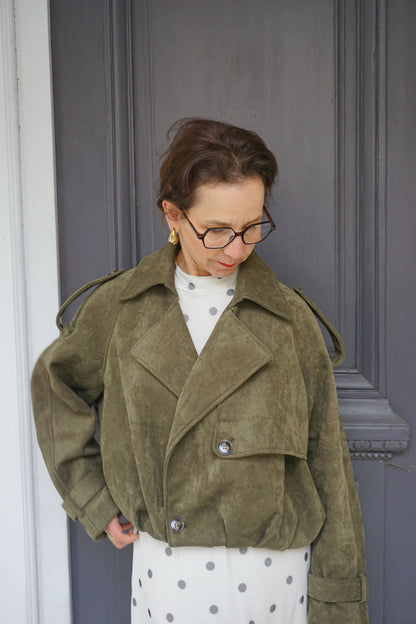 Trench court kaki suédine