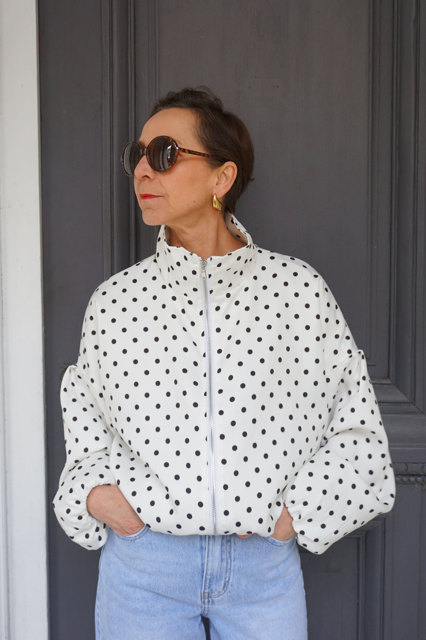 Veste blanche à pois