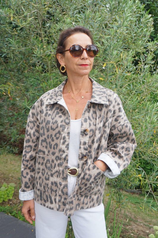 Veste en jean léopard