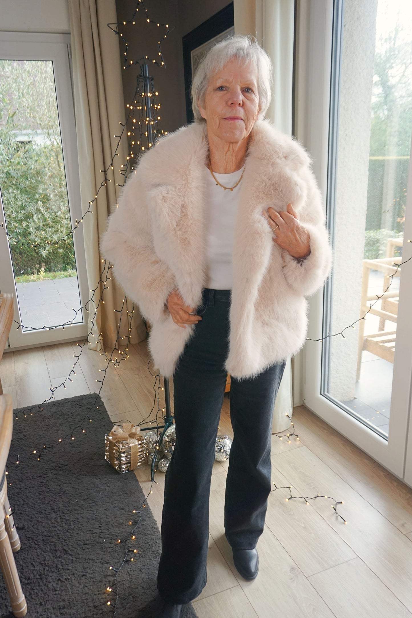 Veste fausse fourrure crème