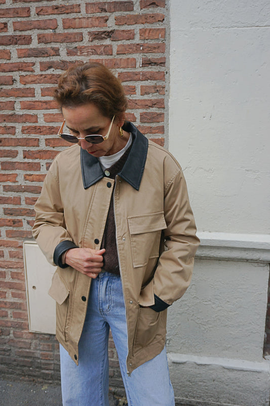 Veste mi-longue beige col similicuir