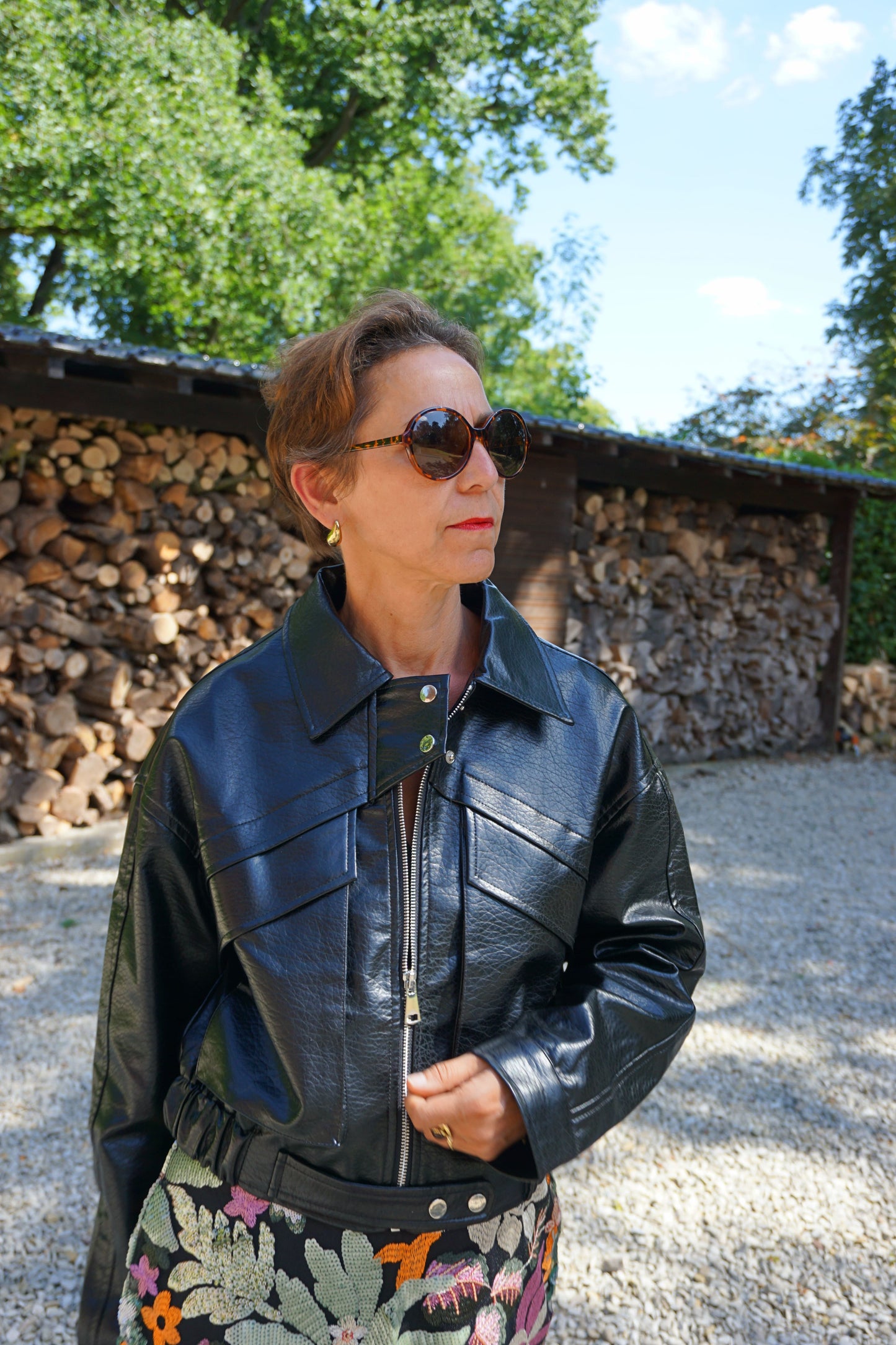 Veste similicuir vernis noire brillante