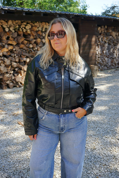 Veste similicuir vernis noire brillante
